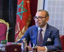 برقية تعزية ومواساة من جلالة الملك إلى رئيس جمهورية نيجيريا الفيدرالية على إثر وفاة الرئيس السابق محمدو بوهاري