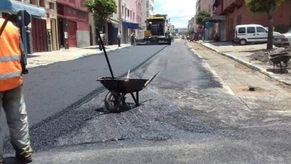 تجار شارع المقاومة بين تهميش المؤسسات الدستورية (غرفة التجارة ) والنقابات الممثلة لهم وتأخر الأشغال!!!!