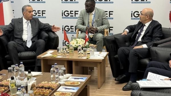 السيد حموشي  يجري مباحثاث أمنية هامة بتركيا