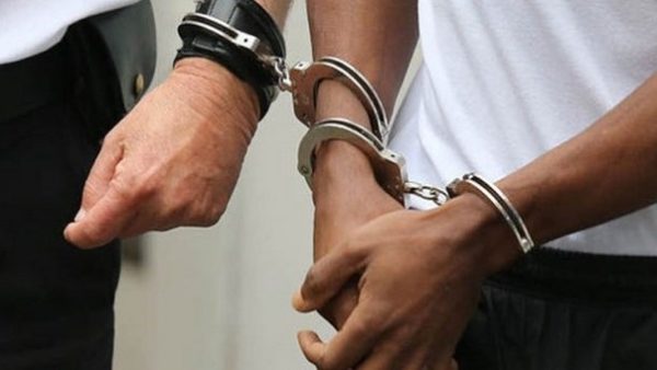توقيف شخصين من بين آخرين اختطفوا شخص واحتجزوه وطالبوا عائلته بفدية مالية