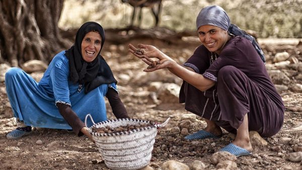 عندما تُرسّخ المرأة القروية دعائم الاقتصاد الاجتماعي والتضامني بالمغرب ( بلاغ )