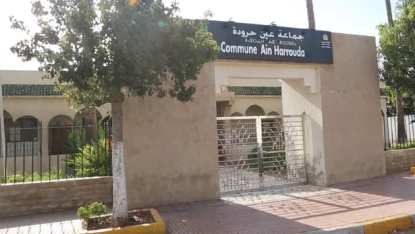 تدخل لمستشارة بجماعة عين حرودة في دورة عادية يثير زوبعة وغضب في صفوف قبائل المجدبة ..والمستشارة سترد وتوضح