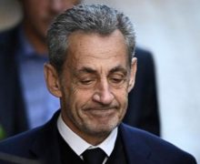 لأول مرة في تاريخ فرنسا…..القضاء يضع الرئيس السابق نيكولا ساركوزي في السجن