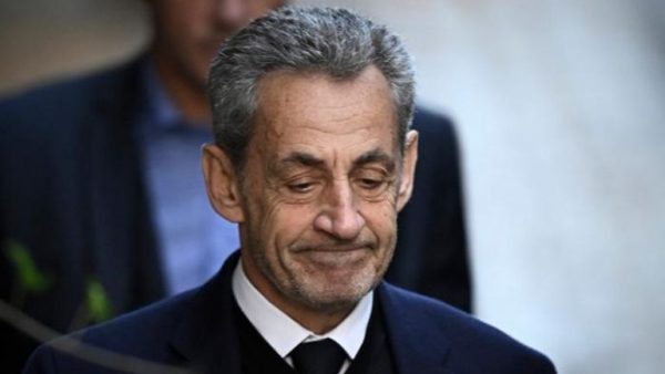 لأول مرة في تاريخ فرنسا…..القضاء يضع الرئيس السابق نيكولا ساركوزي في السجن
