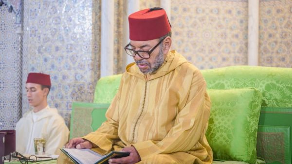 أمير المؤمنين يترأس حفلا دينيا إحياء للذكرى السابعة والعشرين لوفاة جلالة المغفور له الملك الحسن الثاني
