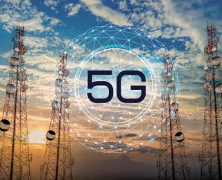 الحكومة تمنح ثلاثة تراخيص لشركات لإستخدام شبكات الجيل الخامس للاتصالات