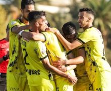 المغرب الفاسي يمطر شباك أ.آسفي برباعية نظيفة.