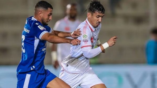 حسنية أكادير تقلب الطاولة على الفتح في الوقت الميت