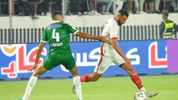 الرجاء تفوز بصعوبة على الكوكب المراكشي في الوقت القاتل