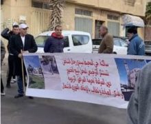 سيدي رحال الشاطئ  ….. وقفة احتجاجية  ضد ترخيص لمحل لبيع الخمور قرب مسجد