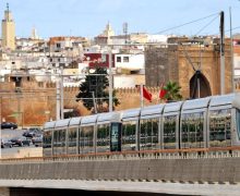 بسبب مخاض الولادة ، إصابة إمرأة بنزيف حاد داخل عربة ترامواي ووفاة الجنين
