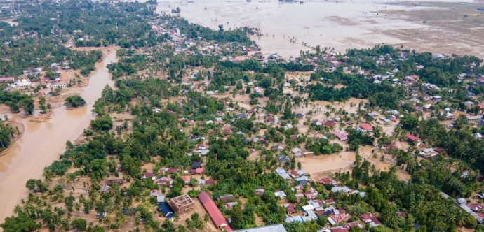 مصرع جراء  950 شخصا جراء سيول جارفة وانهيارات أرضية بإندونيسيا وتايلاند وماليزيا