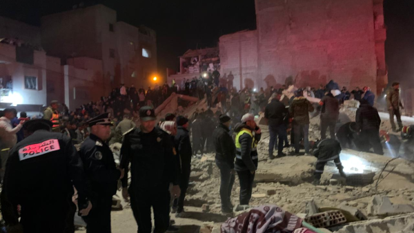 حصريا على موقع ميديا لايف ….. بالتفاصيل :وفاة 20 وإصابة 16 شخص في انهيار عمارتين بفاس