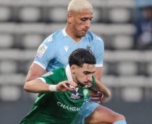 الرجاء يعود بتعادل ثمين بعشرة لاعبين من أمام إتحاد تواركة