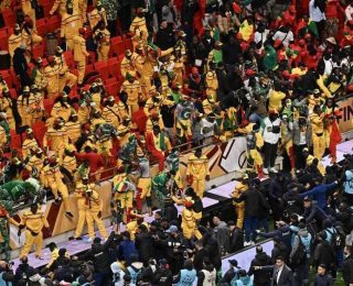 “كان 2025  “: بدلا من أن نرى شعوبا تحتفي برقي المغرب…رأينا مهرجين وحيوانات في السيرك