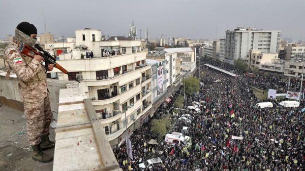 وسائل إعلام: عدد الضحايا أثناء الاحتجاجات في إيران قد يتجاوز 12 ألفا