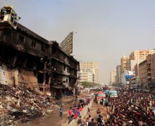 باكستان….ارتفعاع حصيلة ضحايا حريق إلى 60 قتيلا و 65 مفقود