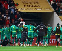 رئيس “فيفا” يدين سلوك لاعبين سنغاليين وأفراد الجهاز الفني أثناء نهائي الكان