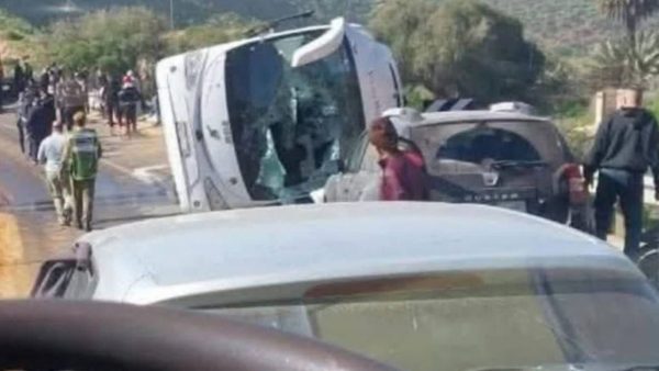 4 وفيات و26 مصابا من رجال الأمن في انقلاب حافلة …والمديرية العامة للأمن الوطني تنعي