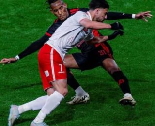 الفتح يحقق التعادل في الوقت القاتل أمام الكوكب بالرباط