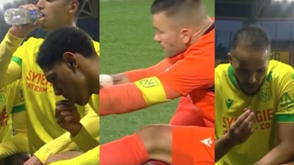 لقطة تُجسِدُ معنى الإنسانية …حارس مرمى يتضاهر بالإصابة من أجل إفطار زملائه المسلمين