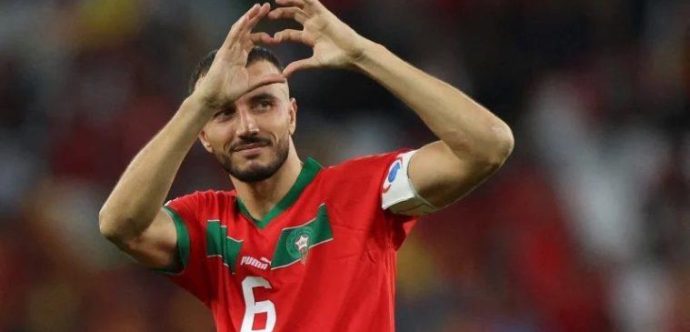 رسالة مؤترة لسايس….. يودع الأسود ويعتزل اللعب الدولي