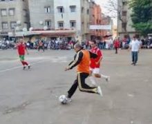 صورة تخبئ وراءها حكايات لم تُرْوَ للراحل أحمد فرس
