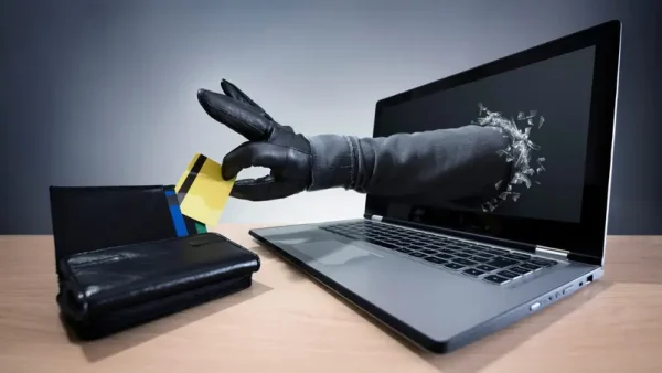 الدارالبيضاء….توقيف 4 أشخاص نصبوا على مواطنين في أموال بالبنوك