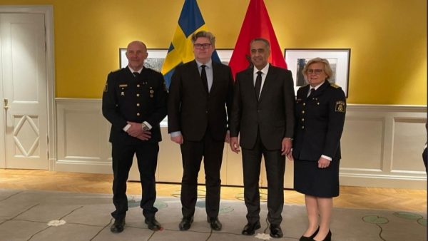 المدير العام للأمن الوطني المغربي يجري لقاءات مع  وزير العدل ومسؤولين أمنيين بالسويد