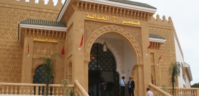 محكمة الإستئناف توزع 3 سنوات ونصف على الرئيس السابق لجماعة مكس  مولاي يعقوب ومن معه وبراءة متهم واحد