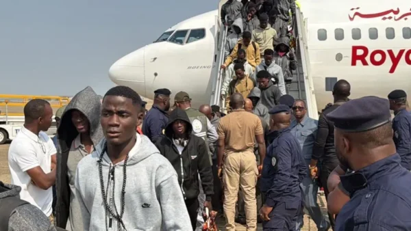 غينيا تعرب عن خالص شكرها لجلالة الملك بعد العملية الإنسانية الخاصة بعوده مواطنين غينيين إلى بلادهم