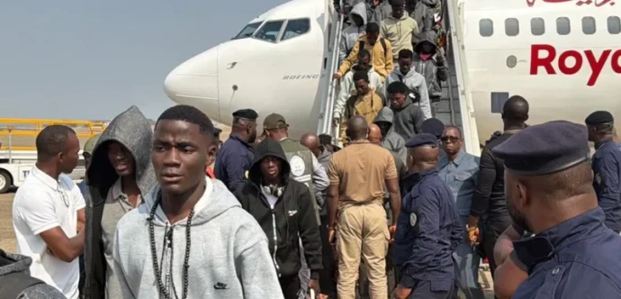 غينيا تعرب عن خالص شكرها لجلالة الملك بعد العملية الإنسانية الخاصة بعوده مواطنين غينيين إلى بلادهم