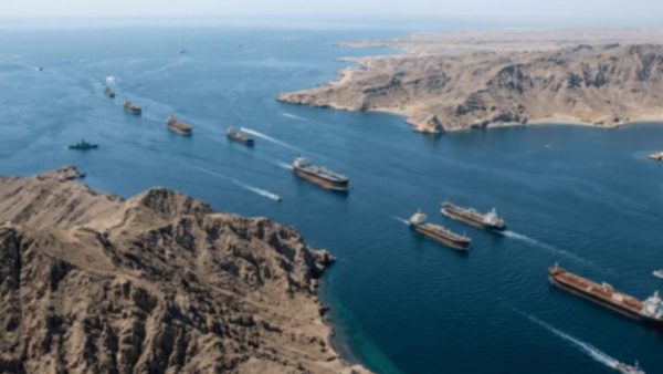 إيران تعلن فتح مضيق هرمز بالكامل بعد وقف الحــ ـرب في لبنان