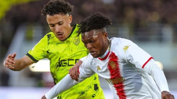 المغرب الفاسي بهدف خرافي يفوز على الوداد في مؤجل الجولة 12