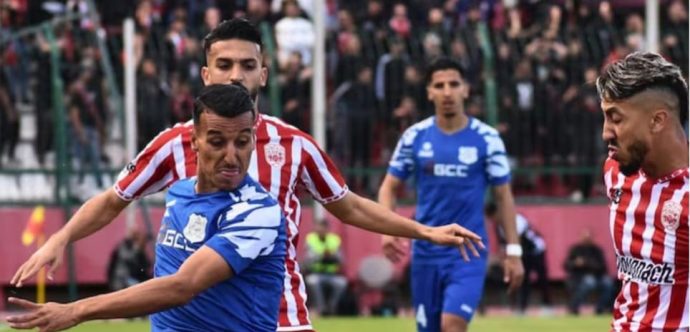 الدفاع الجديدي يلحق الهزيمة بالنادي المكناسي بعقر الدار