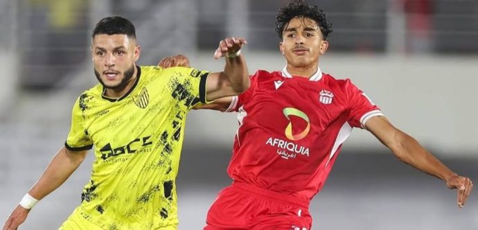 المغرب الفاسي يمطر شباك حسنية أكادير برباعية ويتربع على عرش البطولة الإحترافية