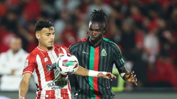 الكوكب المراكشي والجيش الملكي يكتفيان بالتعادل في مؤجل الجولة 11