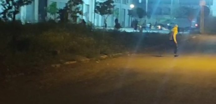 صراع بين مجموعة من الشبان والقاصرين يتسبب في حالة من الهلع والرعب في أحياء بجماعة الشلالات