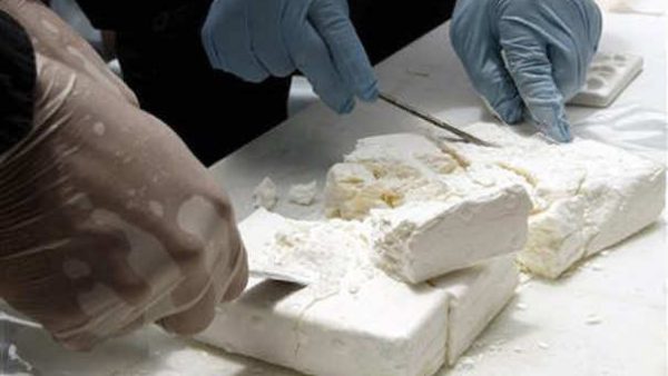 الدارالبيضاء…. حجز 7 كيلوغرامات و330 غرام من مخدر الكوكايين  بالمطار بحوزة إفريقية قادمة من سيراليون