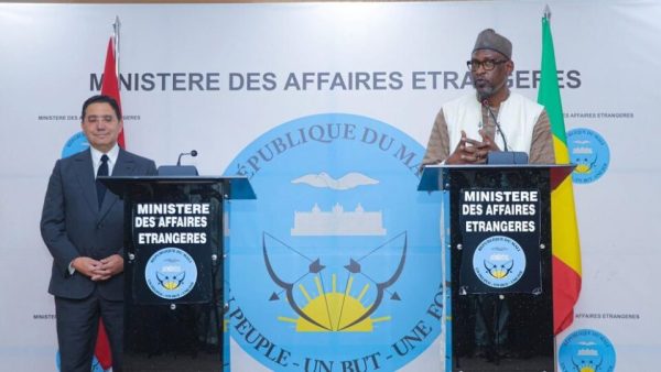 الصحراء المغربية.. جمهورية مالي تعلن سحب اعترافها بـ “الجمهورية الصحراوية” المزعومة