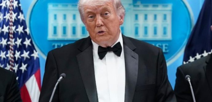 “ترامب يكشف تفاصيل حادث إطلاق الـ ـنـ ـار في حفل  الصحافة الذي كان متواجدت به  بواشنطن