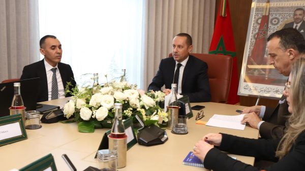 تطبيق جديد لتقديم شكايات المواطنين والمواطنات  المتعلقة بالخدمات الصحية  في القطاعين العام والخاص