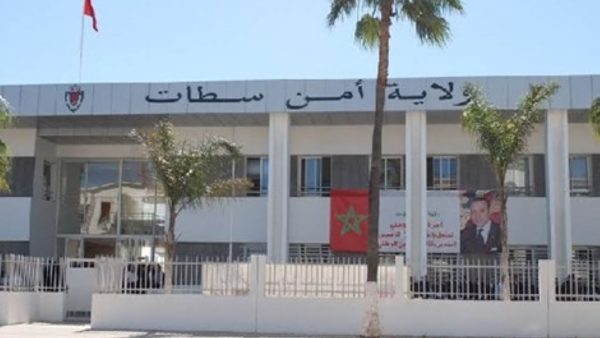 سطات.. توقيف شخص للاشتباه في تورطه في تعريض ابنه القاصر للعنف الجسدي (بلاغ)