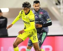 الرجاء ينقض على الصدارة بعد هزم المغرب الفاسي بعقر الدار ب(0-2)