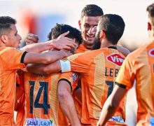 نهضة بركان تنتصر على إتحاد تواركة بشق الأنفس ب(4-3)