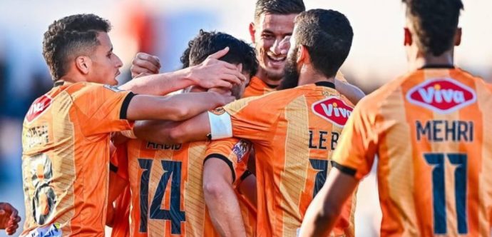 نهضة بركان تنتصر على إتحاد تواركة بشق الأنفس ب(4-3)