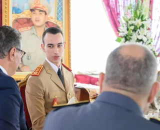 صاحب السمو الملكي ولي العهد الأمير مولاي الحسن يترأس مأدبة غداء أقامها جلالة الملك بمناسبة الذكرى الـ 70 لتأسيس القوات المسلحة الملكية