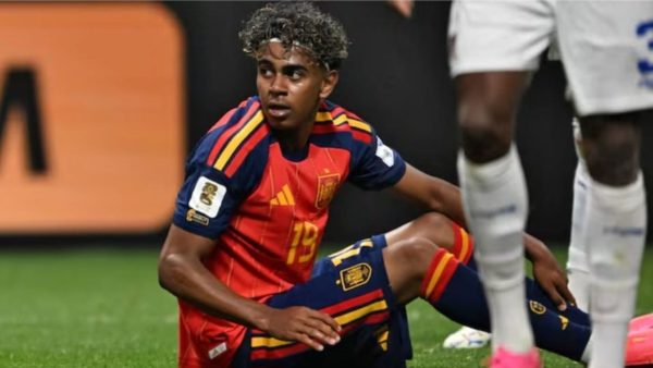 منتخب الرأس الأخضر يحرج منتخب إسبانيا ويفرض عليه التعادل