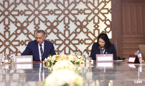 اتفاقية إطار بين وزارة الانتقال الرقمي وإصلاح الإدارة والمديرية العامة للأمن الوطني لتطوير برامج استقبال المرتفقين والمرتفقات بمصالح الأمن الوطن