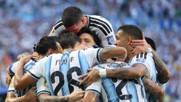 مونديال 2026: الأرجنتين آخر المتأهلين للنصف بعد إقصاء سويسرا